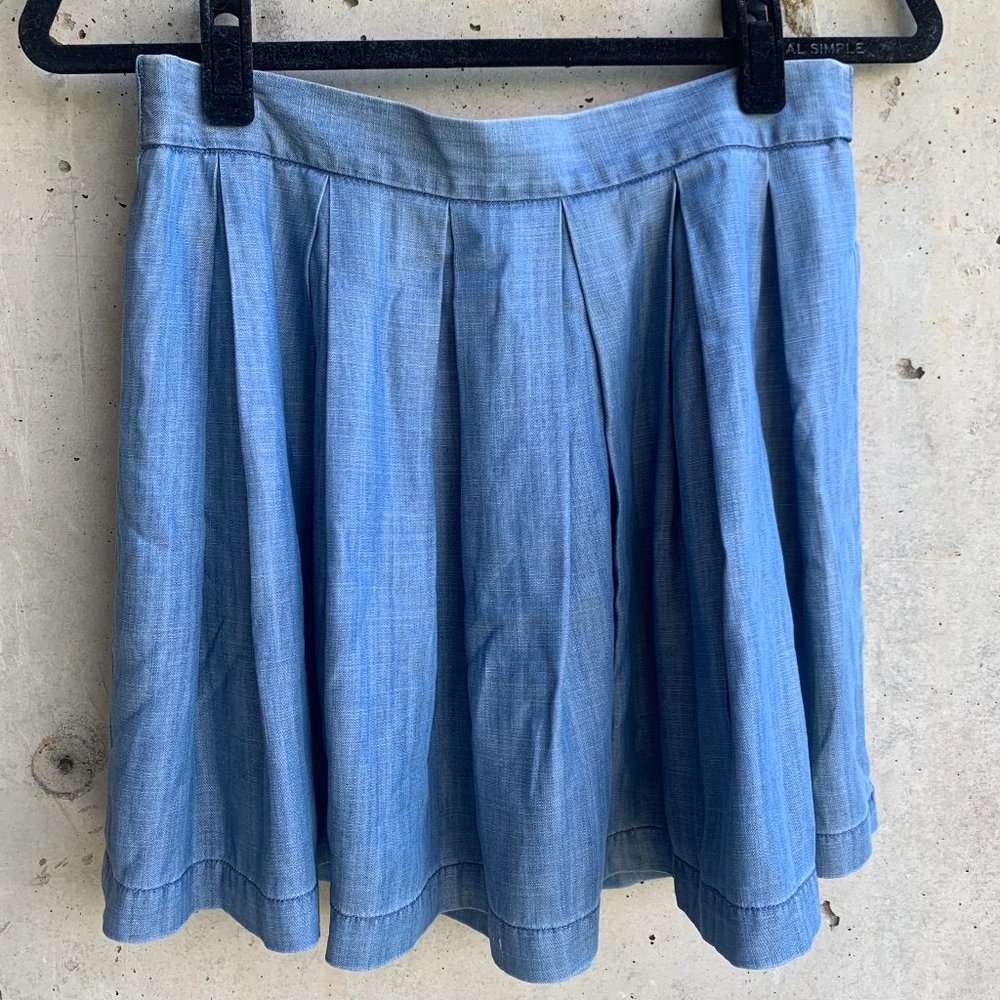 American Eagle Chambray Pleated Skirt